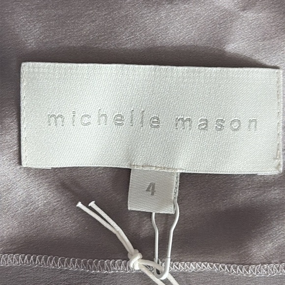 Michelle Mason Asymmetrical Drape Silk Off Shoulder Blouse Sterling- NEW -Size 4 - Picture 6 of 9